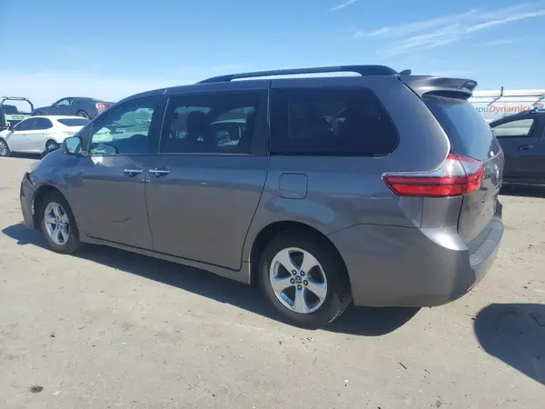 5TDKZ3DC5LS031458 2020 TOYOTA SIENNA - Image 2