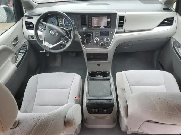 5TDKZ3DC5LS051130 2020 TOYOTA SIENNA - Image 8
