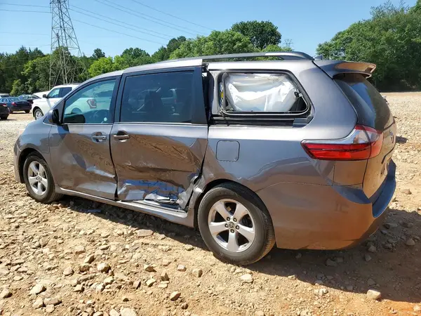 5TDKZ3DC5LS057297 2020 TOYOTA SIENNA - Image 2