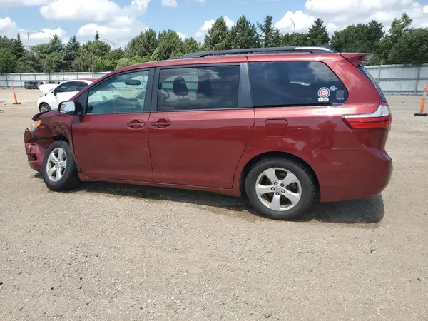 5TDKZ3DC6HS773018 2017 TOYOTA SIENNA - Image 2