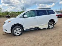 5TDKZ3DC6HS774086 2017 TOYOTA SIENNA