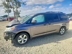 5TDKZ3DC6HS783256 2017 TOYOTA SIENNA