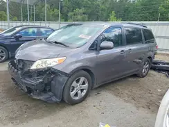 5TDKZ3DC6HS794838 2017 TOYOTA SIENNA