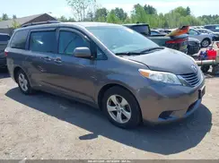 5TDKZ3DC6HS816658 2017 TOYOTA SIENNA