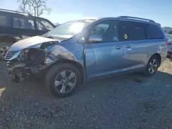5TDKZ3DC6HS833525 2017 TOYOTA SIENNA