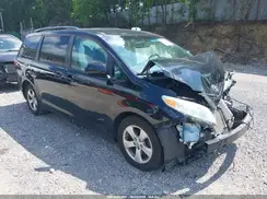 5TDKZ3DC6HS835498 2017 TOYOTA SIENNA
