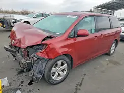 5TDKZ3DC6HS887228 2017 TOYOTA SIENNA