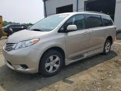 5TDKZ3DC6HS889271 2017 TOYOTA SIENNA