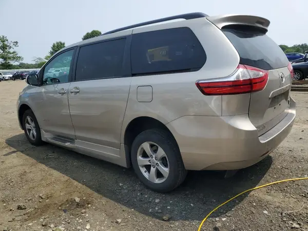 5TDKZ3DC6HS889271 2017 TOYOTA SIENNA - Image 2
