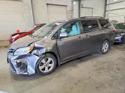 5TDKZ3DC6JS911338 2018 TOYOTA SIENNA
