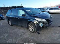 5TDKZ3DC6JS916913 2018 TOYOTA SIENNA