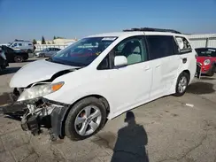 5TDKZ3DC6JS921674 2018 TOYOTA SIENNA