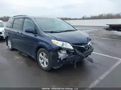 5TDKZ3DC6JS941360 2018 TOYOTA SIENNA