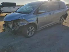 5TDKZ3DC6JS942508 2018 TOYOTA SIENNA