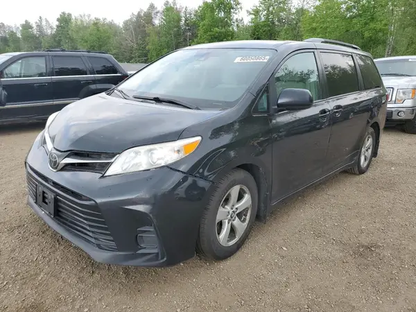 5TDKZ3DC6JS954500 2018 TOYOTA SIENNA - Image 1