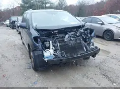 5TDKZ3DC6JS959485 2018 TOYOTA SIENNA