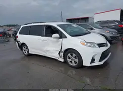 5TDKZ3DC6KS010276 2019 TOYOTA SIENNA