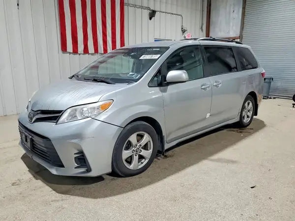 5TDKZ3DC6KS019852 2019 TOYOTA SIENNA - Image 1