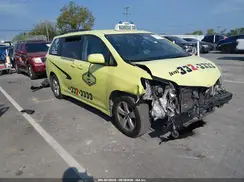 5TDKZ3DC6KS966745 2019 TOYOTA SIENNA