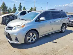 5TDKZ3DC6KS967426 2019 TOYOTA SIENNA
