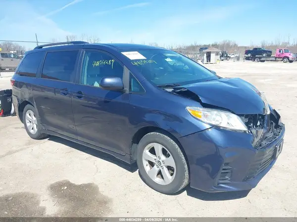 5TDKZ3DC6LS040394 2020 TOYOTA SIENNA - Image 1