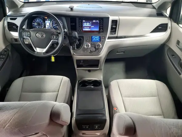 5TDKZ3DC6LS042405 2020 TOYOTA SIENNA - Image 8