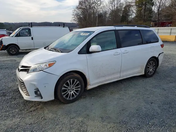5TDKZ3DC6LS042727 2020 TOYOTA SIENNA - Image 1