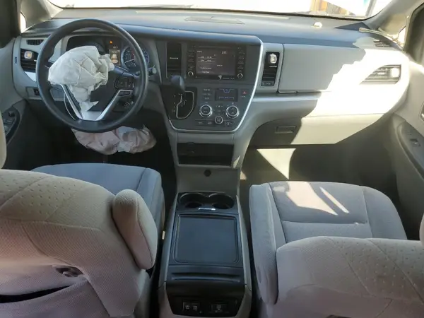 5TDKZ3DC6LS065280 2020 TOYOTA SIENNA - Image 8