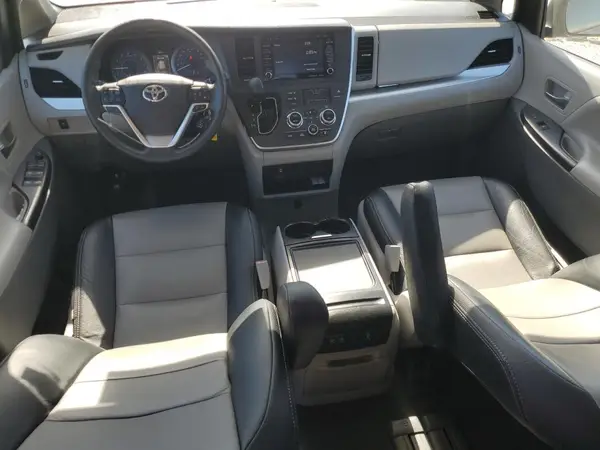 5TDKZ3DC6LS082922 2020 TOYOTA SIENNA - Image 8