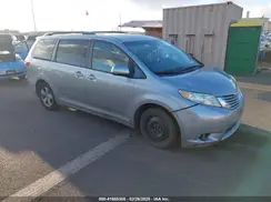 5TDKZ3DC7HS811047 2017 TOYOTA SIENNA