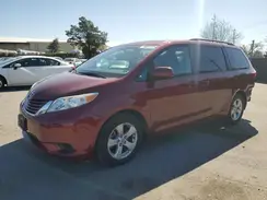 5TDKZ3DC7HS828897 2017 TOYOTA SIENNA