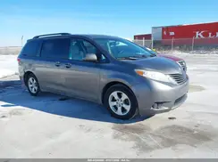 5TDKZ3DC7HS845733 2017 TOYOTA SIENNA