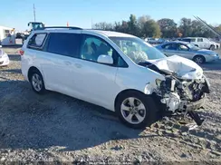 5TDKZ3DC7HS855386 2017 TOYOTA SIENNA