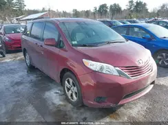 5TDKZ3DC7HS863682 2017 TOYOTA SIENNA