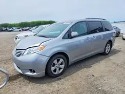 5TDKZ3DC7HS875654 2017 TOYOTA SIENNA