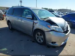 5TDKZ3DC7HS883740 2017 TOYOTA SIENNA
