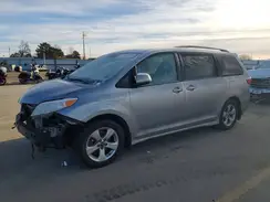 5TDKZ3DC7JS923773 2018 TOYOTA SIENNA