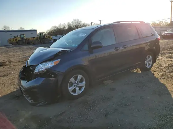 5TDKZ3DC7KS979231 2019 TOYOTA SIENNA - Image 1