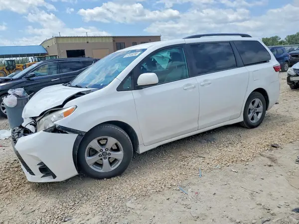 5TDKZ3DC7KS986504 2019 TOYOTA SIENNA - Image 1