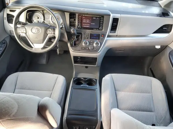 5TDKZ3DC7LS021370 2020 TOYOTA SIENNA - Image 8