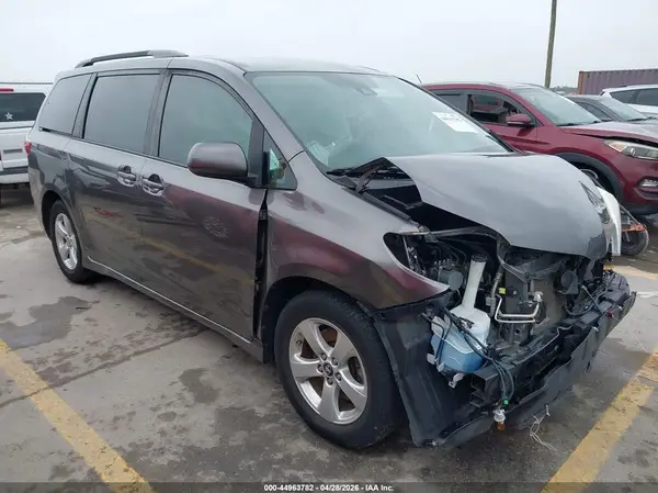 5TDKZ3DC7LS023426 2020 TOYOTA SIENNA - Image 1