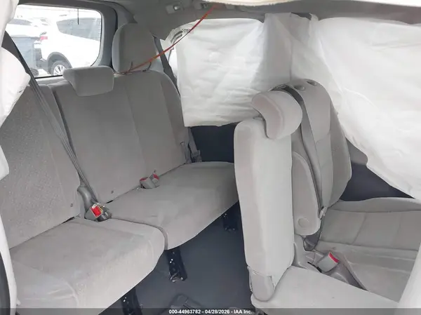 5TDKZ3DC7LS023426 2020 TOYOTA SIENNA - Image 8