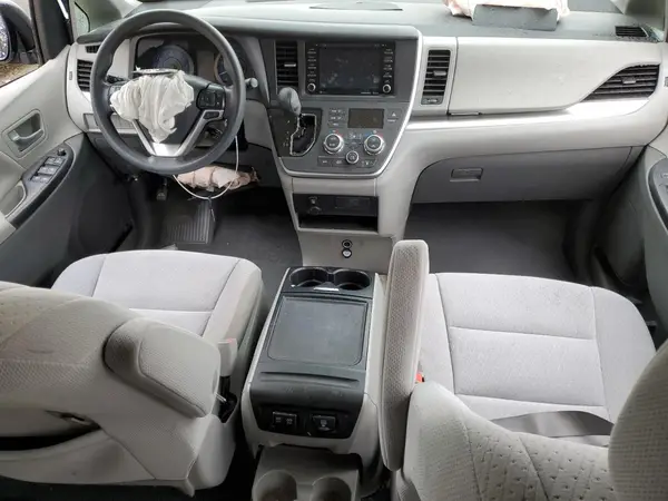 5TDKZ3DC7LS070827 2020 TOYOTA SIENNA - Image 8