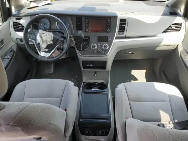 5TDKZ3DC7LS078264 2020 TOYOTA SIENNA - Image 8