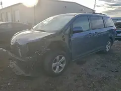 5TDKZ3DC8HS808724 2017 TOYOTA SIENNA