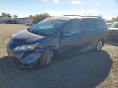 5TDKZ3DC8HS819996 2017 TOYOTA SIENNA
