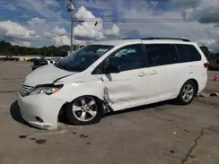 5TDKZ3DC8HS821392 2017 TOYOTA SIENNA