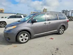 5TDKZ3DC8HS841903 2017 TOYOTA SIENNA