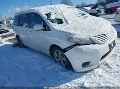 5TDKZ3DC8HS856837 2017 TOYOTA SIENNA
