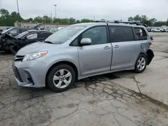 5TDKZ3DC8JS901748 2018 TOYOTA SIENNA